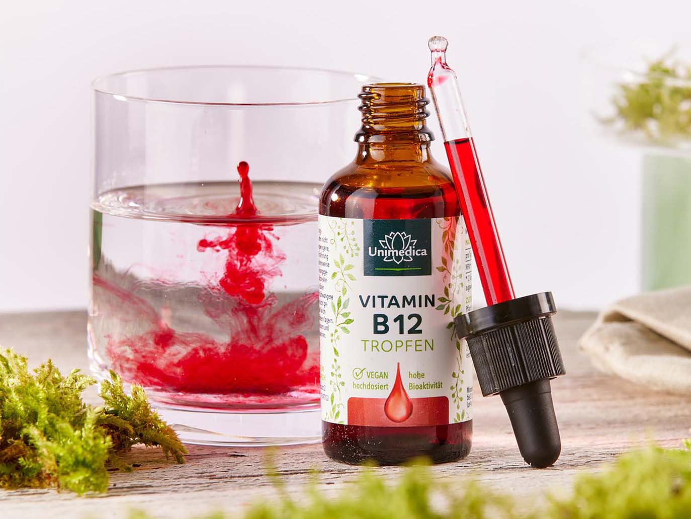 Vitamin B12 Tropfen - mit 500 µg Vitamin B12 pro Tagesdosis (2 Tropfen) -  ohne Alkohol -  VEGAN - 50 ml - von Unimedica