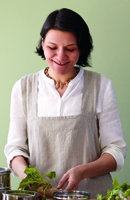 Porträt von Divya Alter